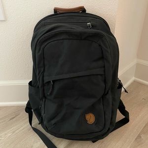 Fjallraven Raven 28 Backpack